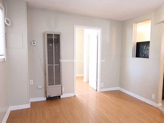 2 Front Room a_07302018