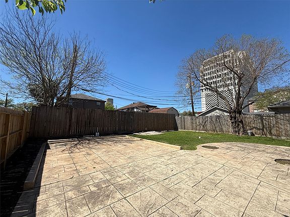 4th image of 2406 Huldy St