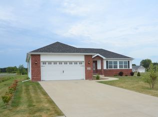 1409 Navajo Ct, Kankakee, IL 60901