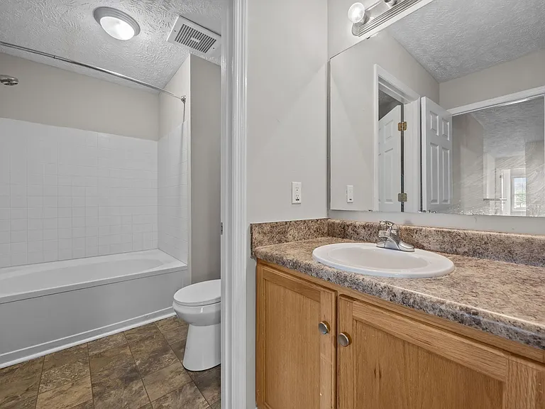 Welcome to Laketree Apartments A Place to Call Home! — Photo 24