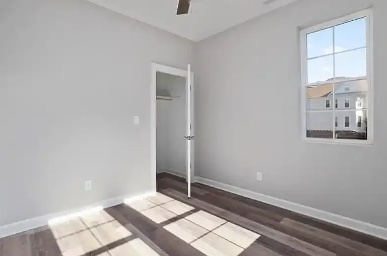 833 A Ave — Photo 5