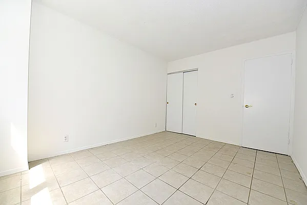 Rented by Keller Williams NYC | media 33