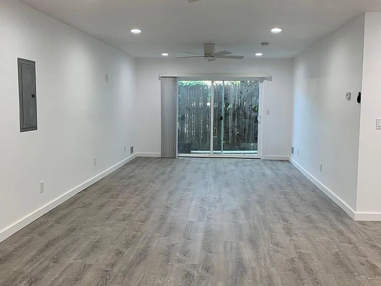 174 44th Ave #1 — Photo 5