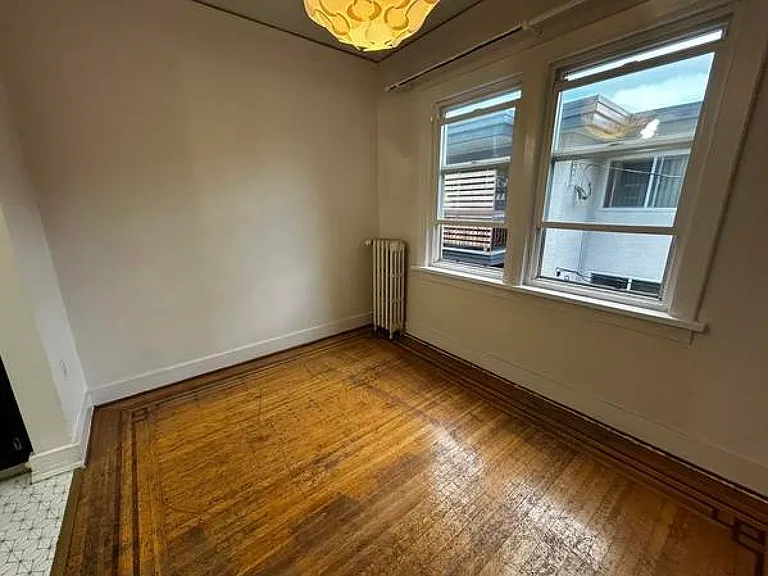 1086 W 10th Ave #6 — Photo 8