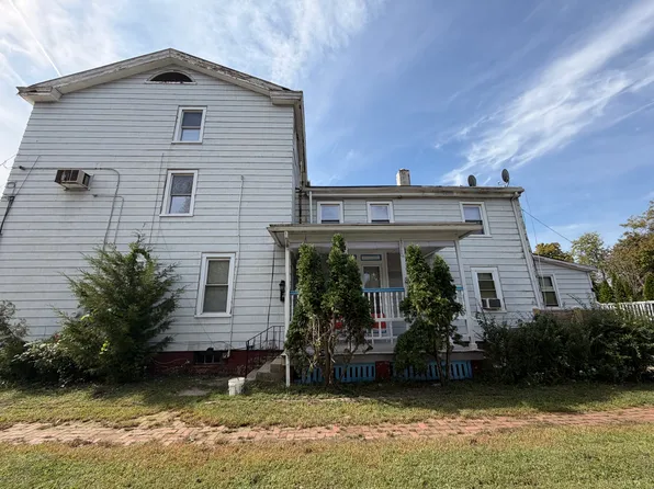 223 Garden St APT B, Mount Holly, NJ 08060