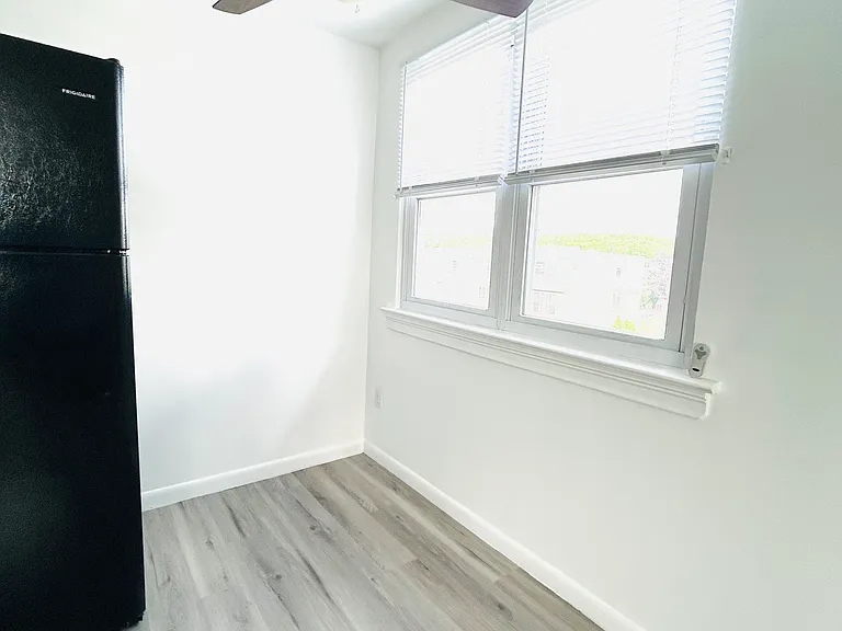 10931 Modena Dr #2 — Photo 17