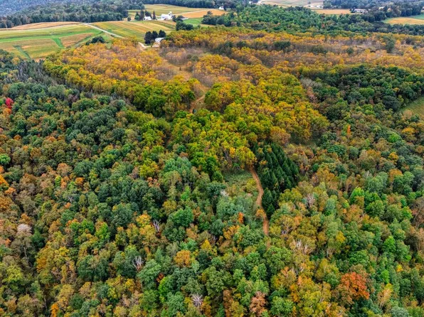 000 BETZ ROAD, Coon Valley, WI 54623