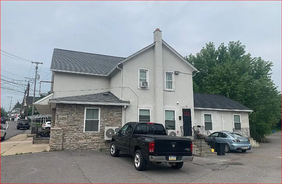 2 bed, 1500 sqft, $1,475 — Photo 4
