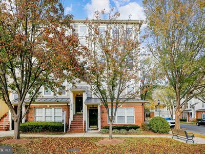 301 Cross Green St #B, Gaithersburg, MD, 20878