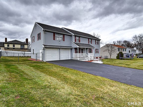 3rd image of 55 Rutledge Road