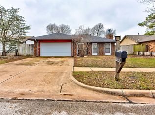1812 Oakcreek Dr, Norman, OK 73071