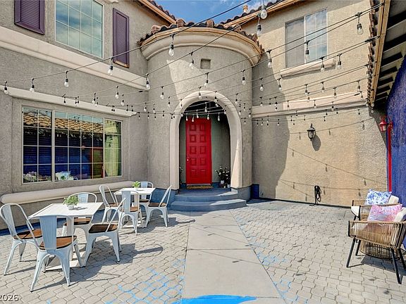5th image of 10029 Scenic Walk Ave