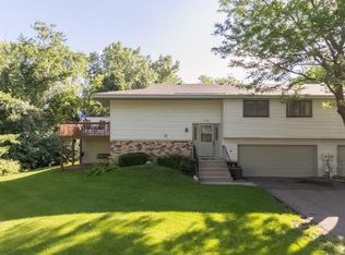 4466 Woodgate Point, Eagan, MN 55122