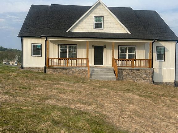 2nd image of 451 Hudlow Rd