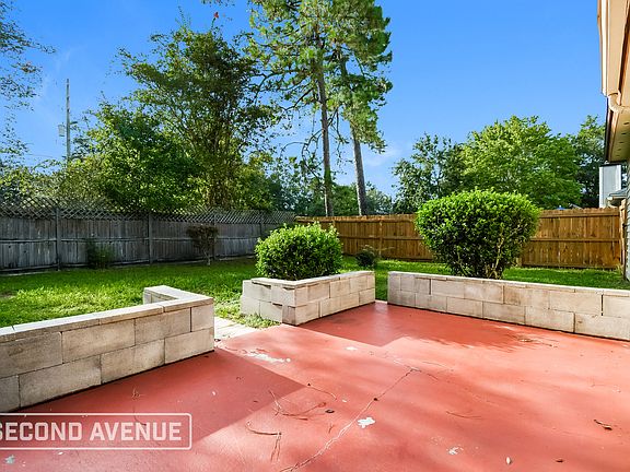 2nd image of 6934 Huntington Woods Cir W