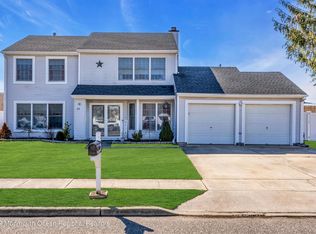 29 Deer Run Dr S, Barnegat, NJ 08005