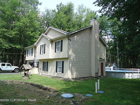 5th image of 3270 Beech Ridge Dr