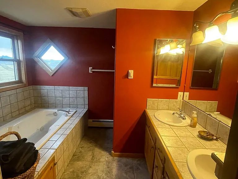 7750 Scenic Dr — Photo 12