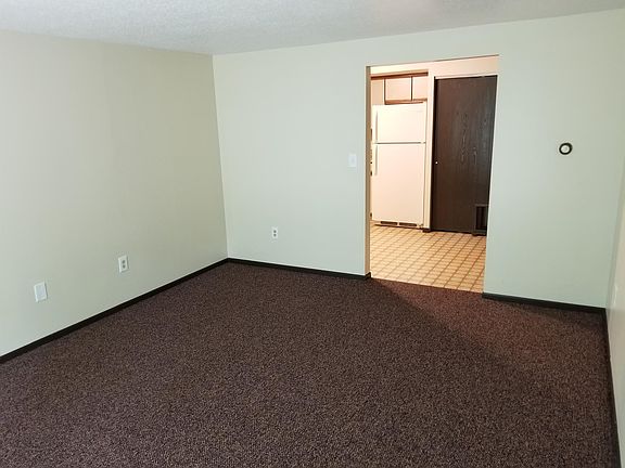 5th image of 1811 Treetop Dr APT 16A