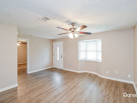 4th image of 1721 Stacey Ct