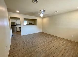 1103 N Gutensohn Rd APT B, Springdale, AR 72762