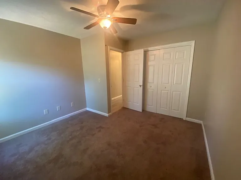 4914 Pin Oak Dr — Photo 12