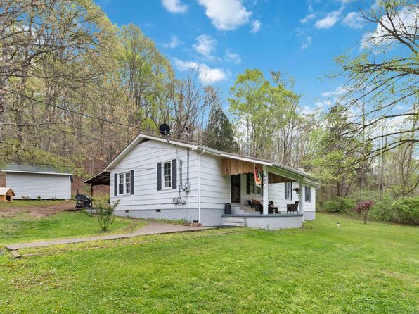 597 Snow Creek Rd, Clay City, KY 40312