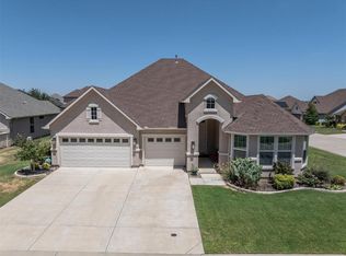 9700 Blackwood Dr, Denton, TX 76207