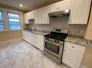 171 Belgrade Ave #3, Roslindale, MA 02131