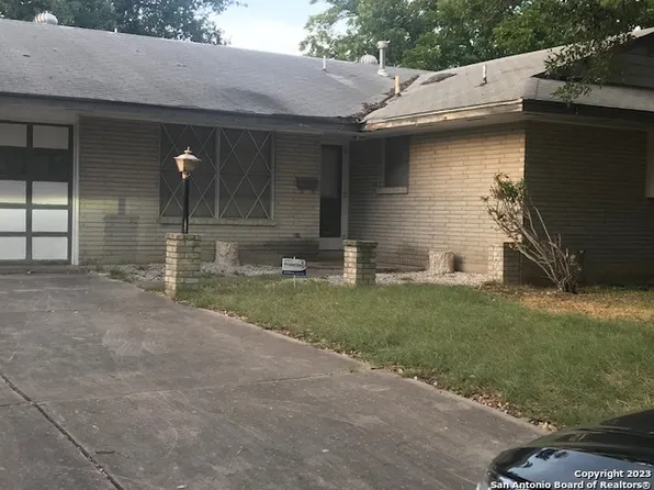 4323 JARBET DR, San Antonio, TX 78220