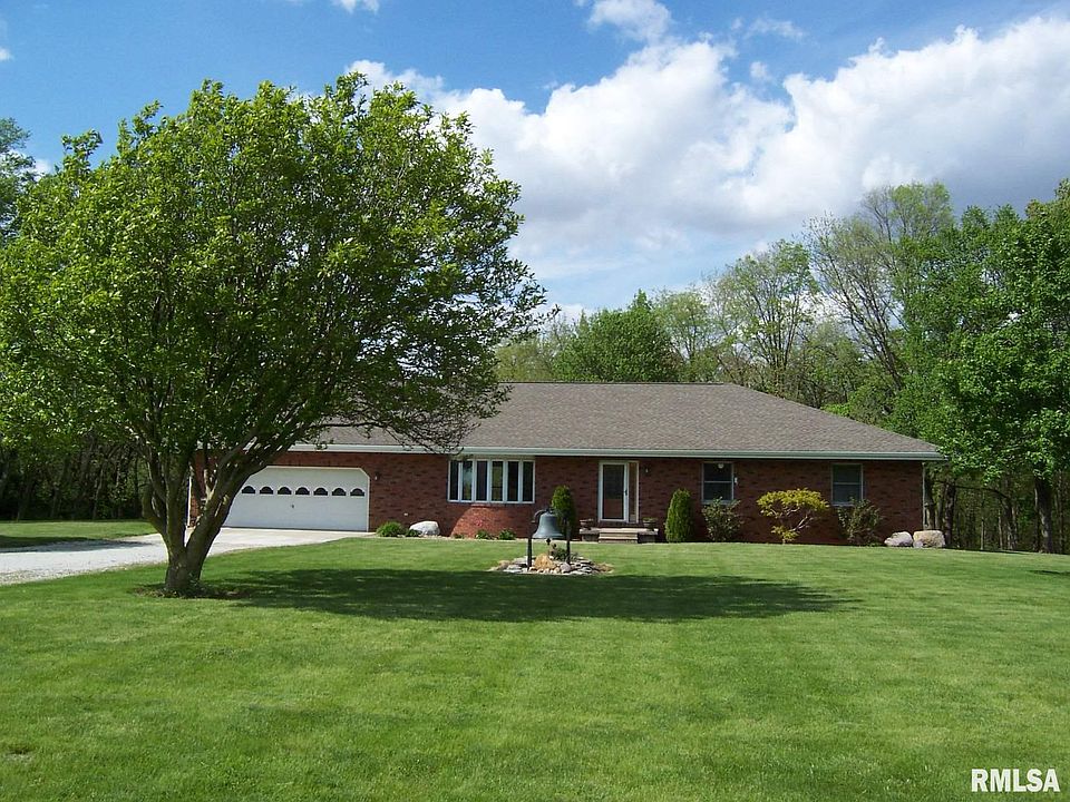 1st image of 121 W Point Dr