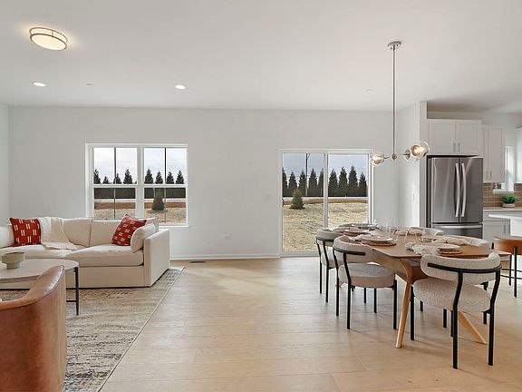 3rd image of 2468 Olivia Ct
