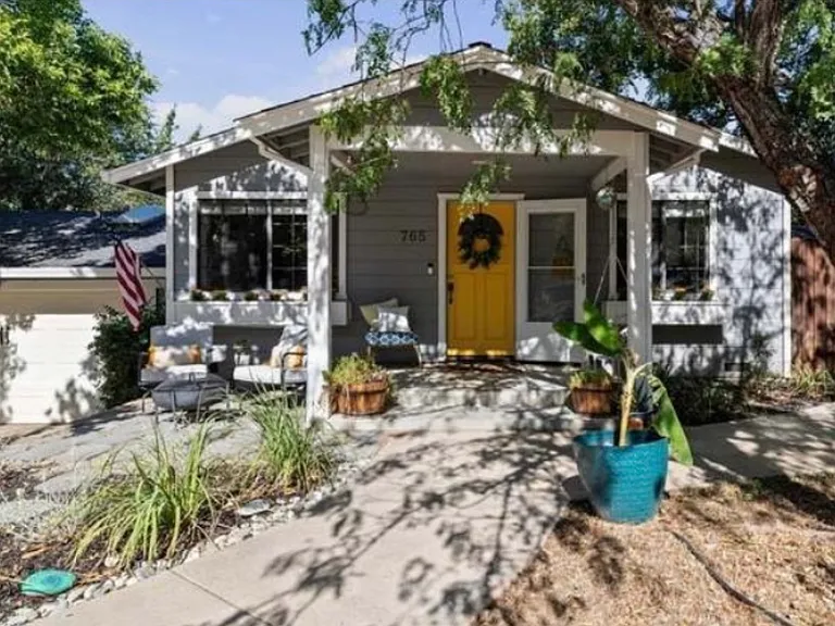 765 Bonita Dr — Photo 1