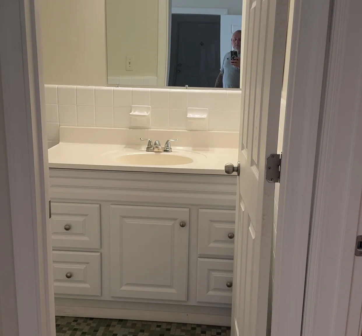 5751 Parview Drive - 1 — Photo 4
