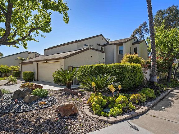 3rd image of 5696 Menorca Dr