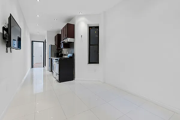 Rented by MNS | media 21