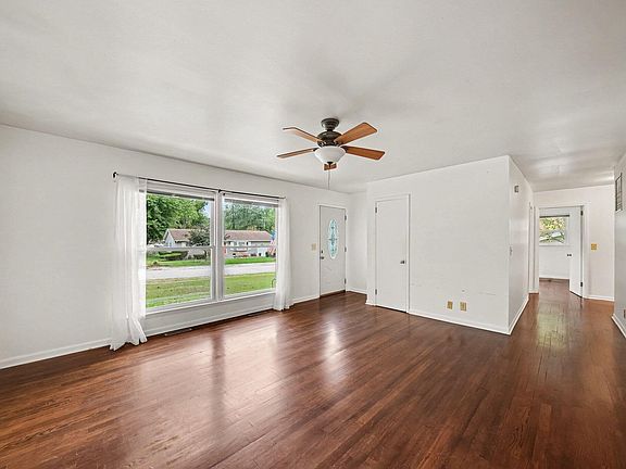 4th image of 105 Hummingbird Ct