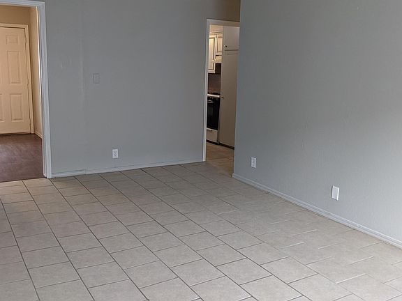 2nd image of 6407 S Newport Ave #C