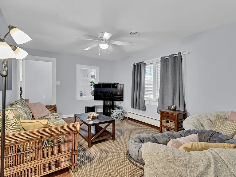 405 Cape Fear Blvd — Photo 10