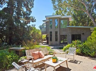 9015 Burroughs Rd, Los Angeles, CA 90046