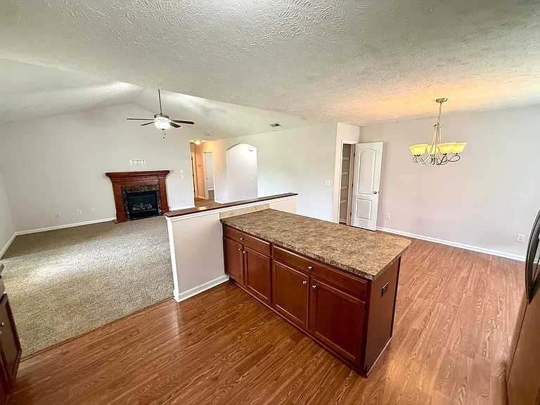 2513 Hunting Bow Dr — Photo 15