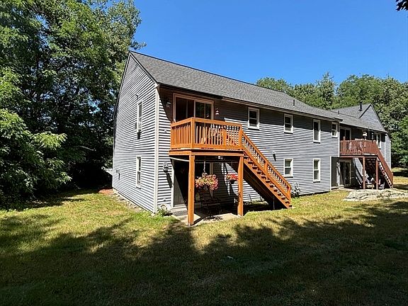 2nd image of 54 Lantern Ln Unit 2