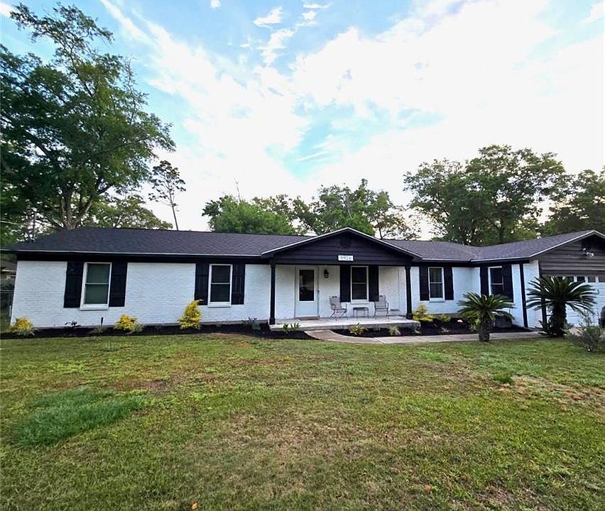1st image of 9926 Clarke Ridge Rd #2