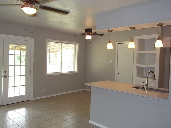 3rd image of 4226 Western Dr