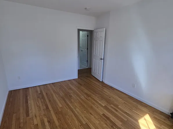29 Charles St APT 4C, New York, NY 10014