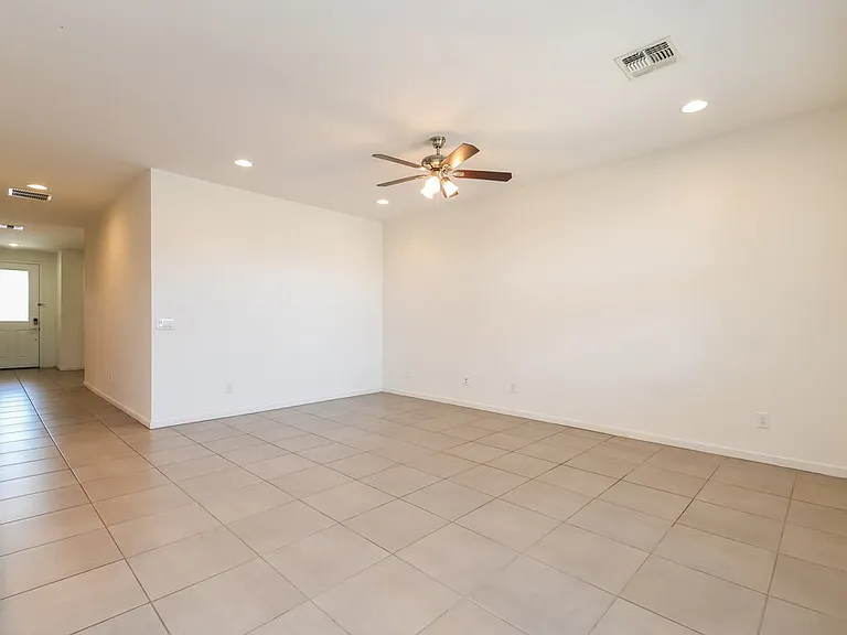 5630 W Notch Hill Rd — Photo 4