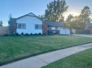 1044 W G St, Jenks, OK 74037