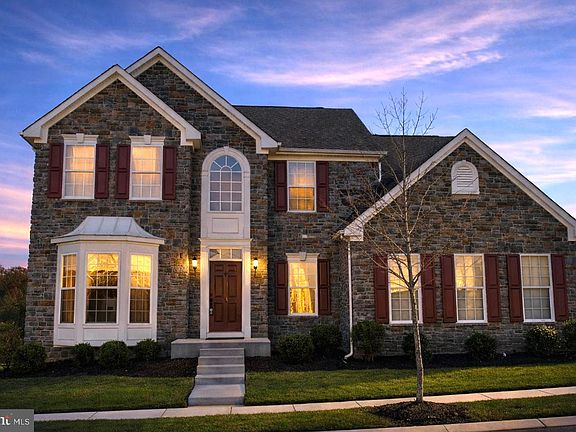 2nd image of 5111 Honeybrook Way