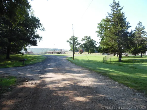 566 Road, Park Hill, OK 74451