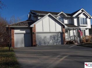 405 S 160th St, Omaha, NE 68118